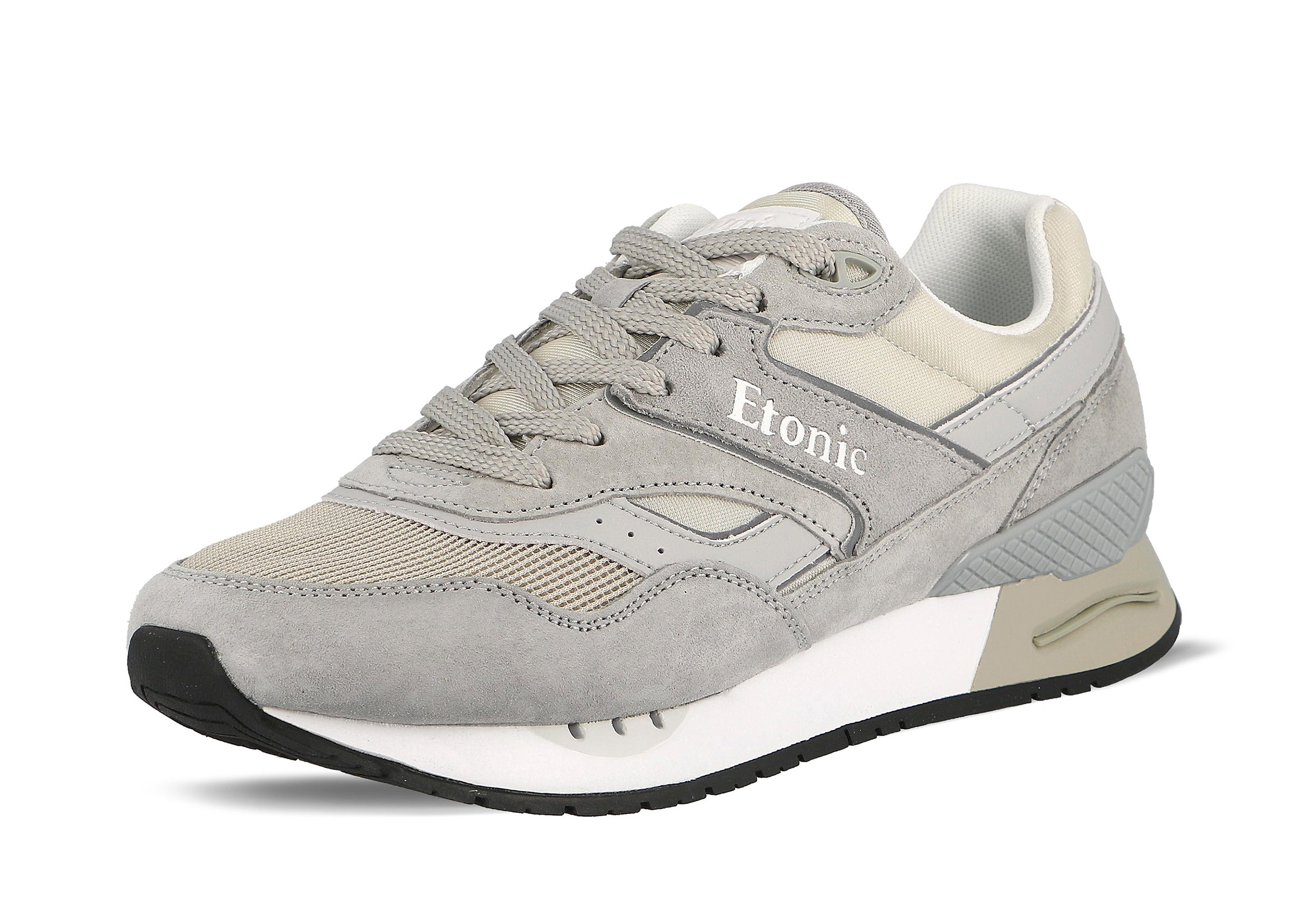 Sneakers Stable Base di Etonic in mesh beige e suede grigio con inserti multi-strato in pelle grigio chiaro
