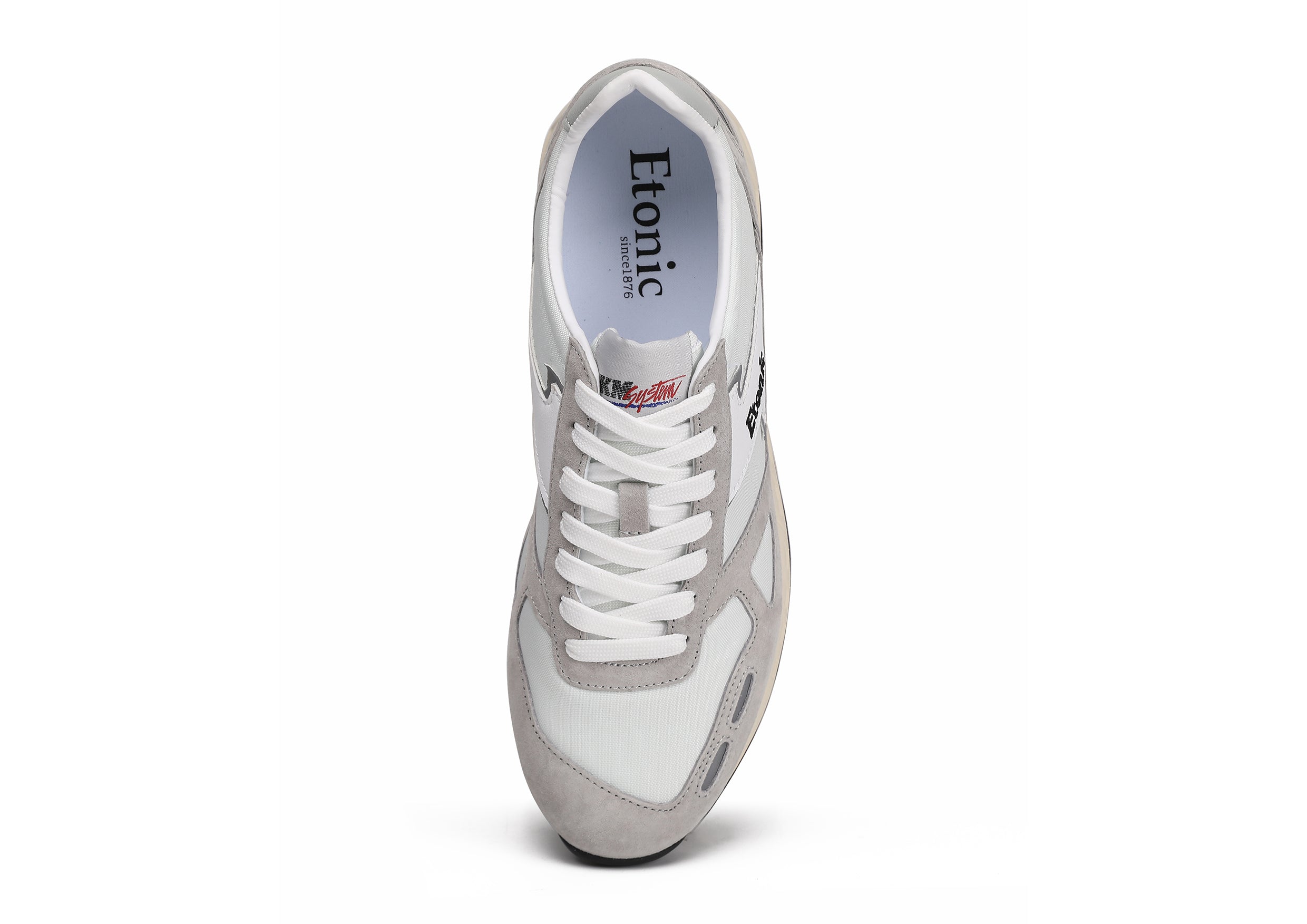 Runner Etonic PR538 in suede grigio, nylon bianco e dettagli neri.