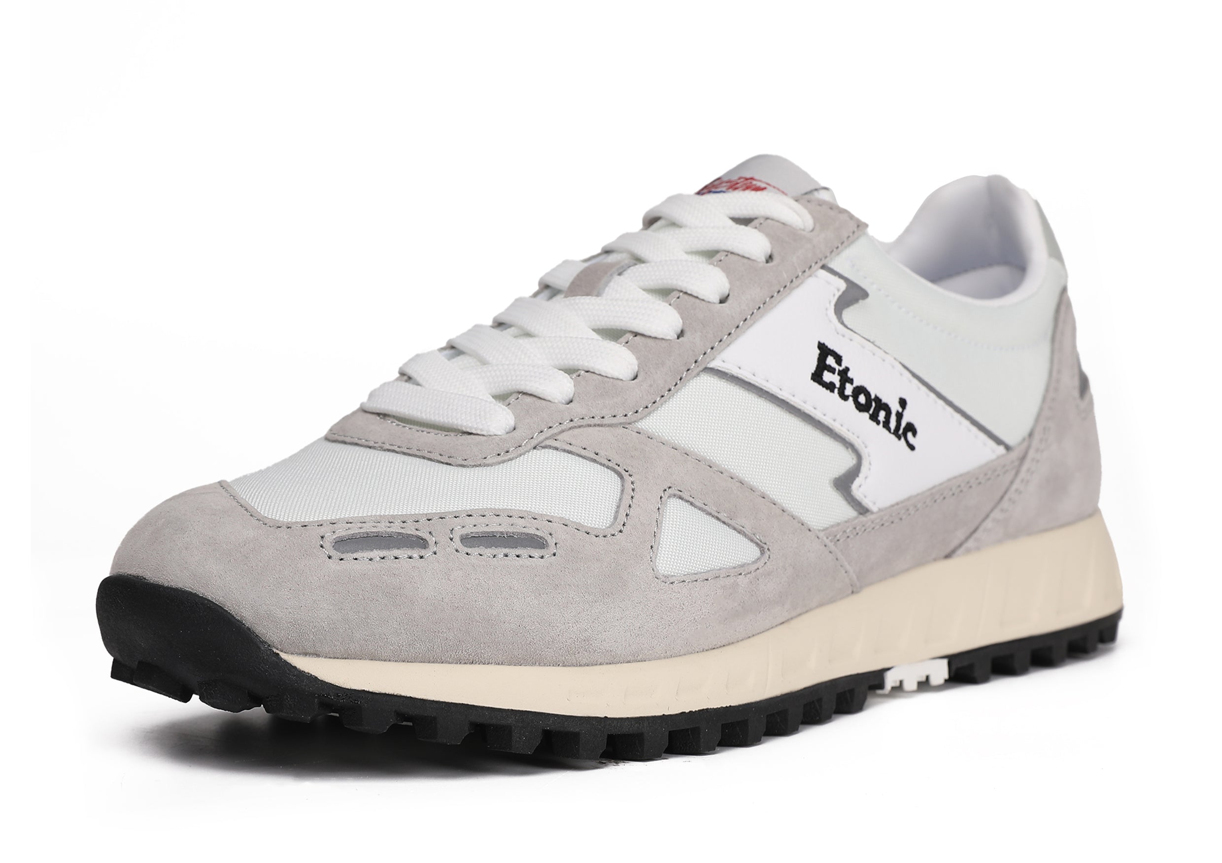 Runner Etonic PR538 in suede grigio, nylon bianco e dettagli neri.
