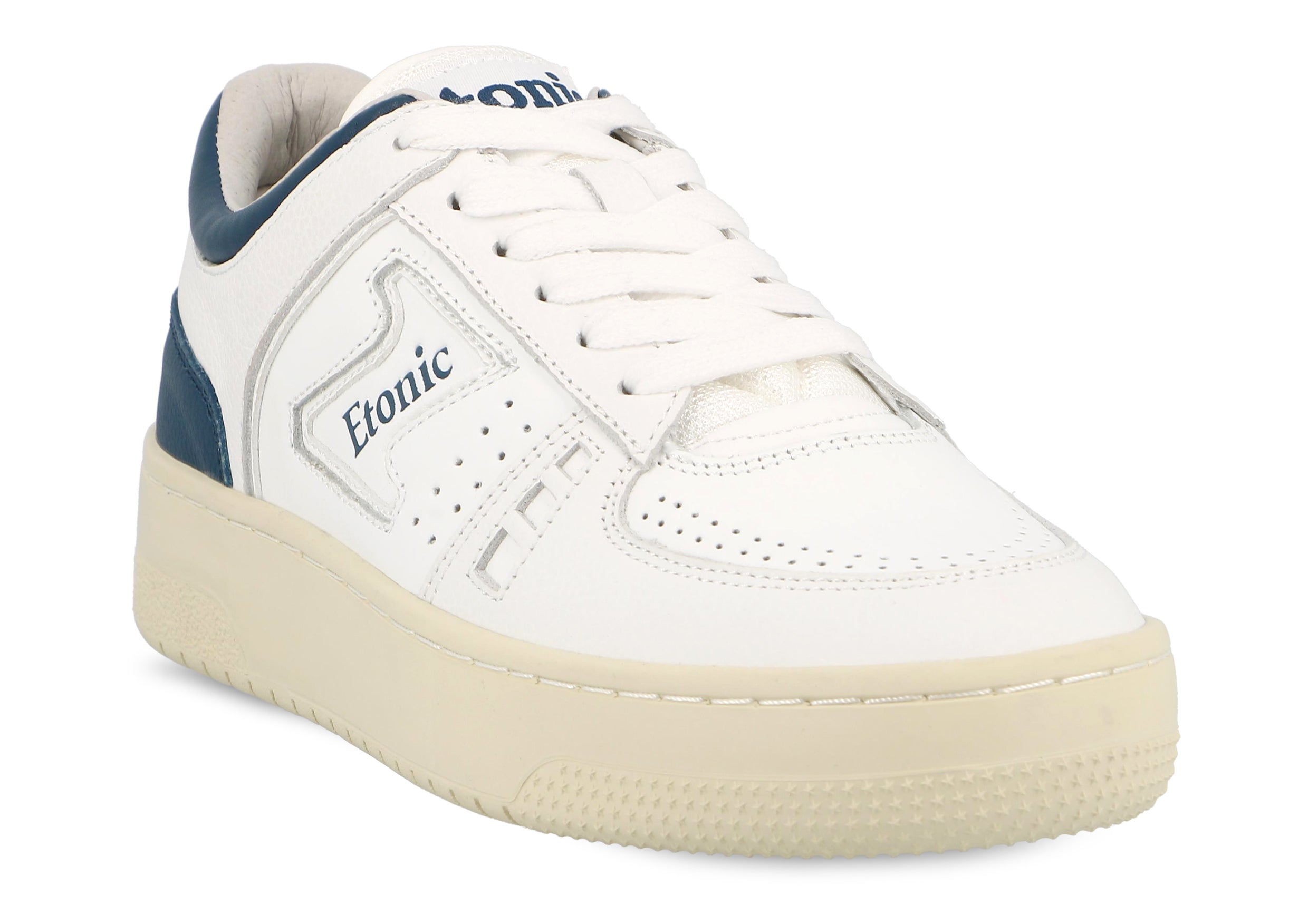 Sneakers Etonic B509 in pelle bianca con dettagli blu scuro e suola beige.