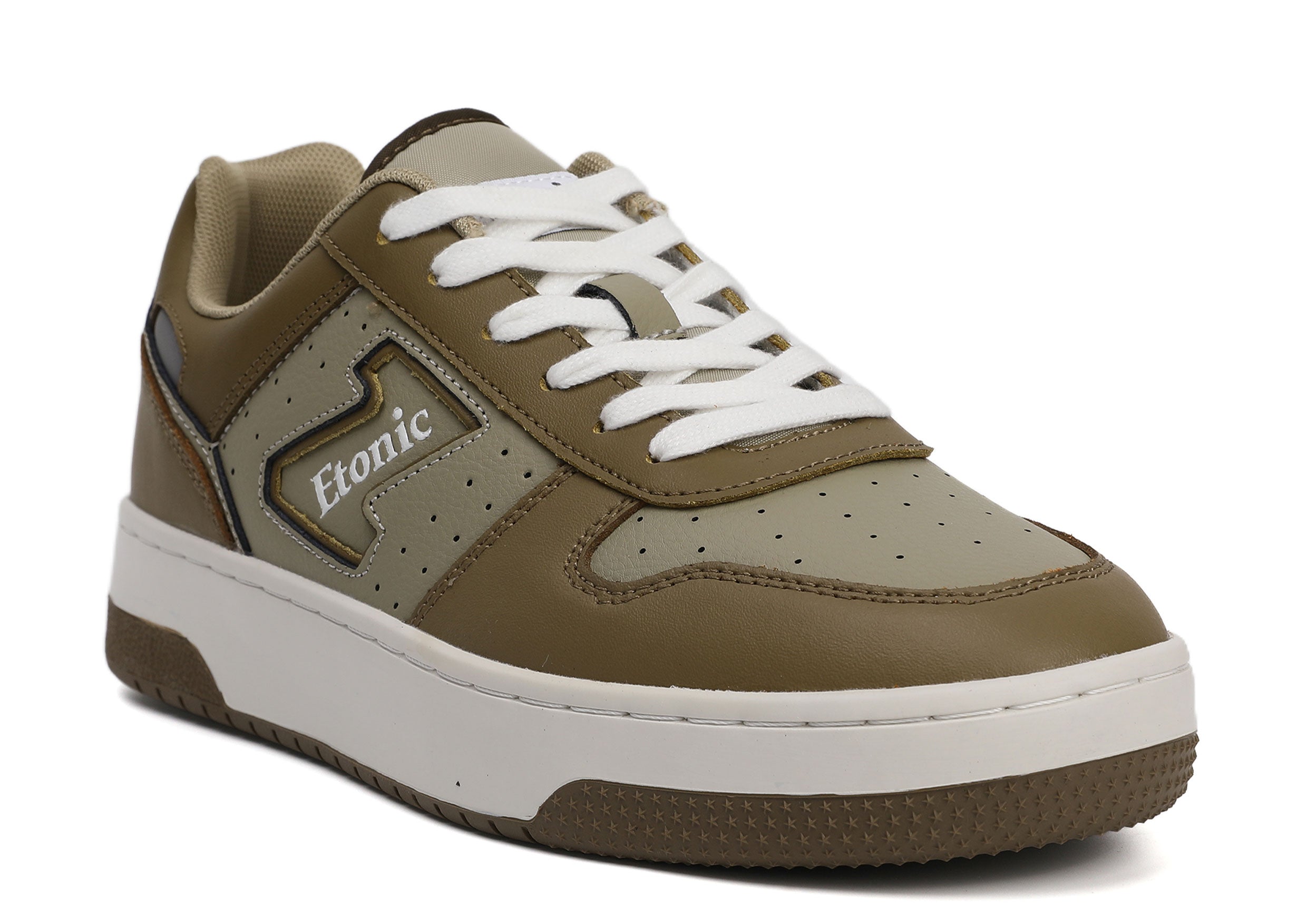Baskets Etonic THE DOC en cuir vert olive et vert sauge, avec semelle intermédiaire blanc cassé et semelle extérieure inférieure vert olive.