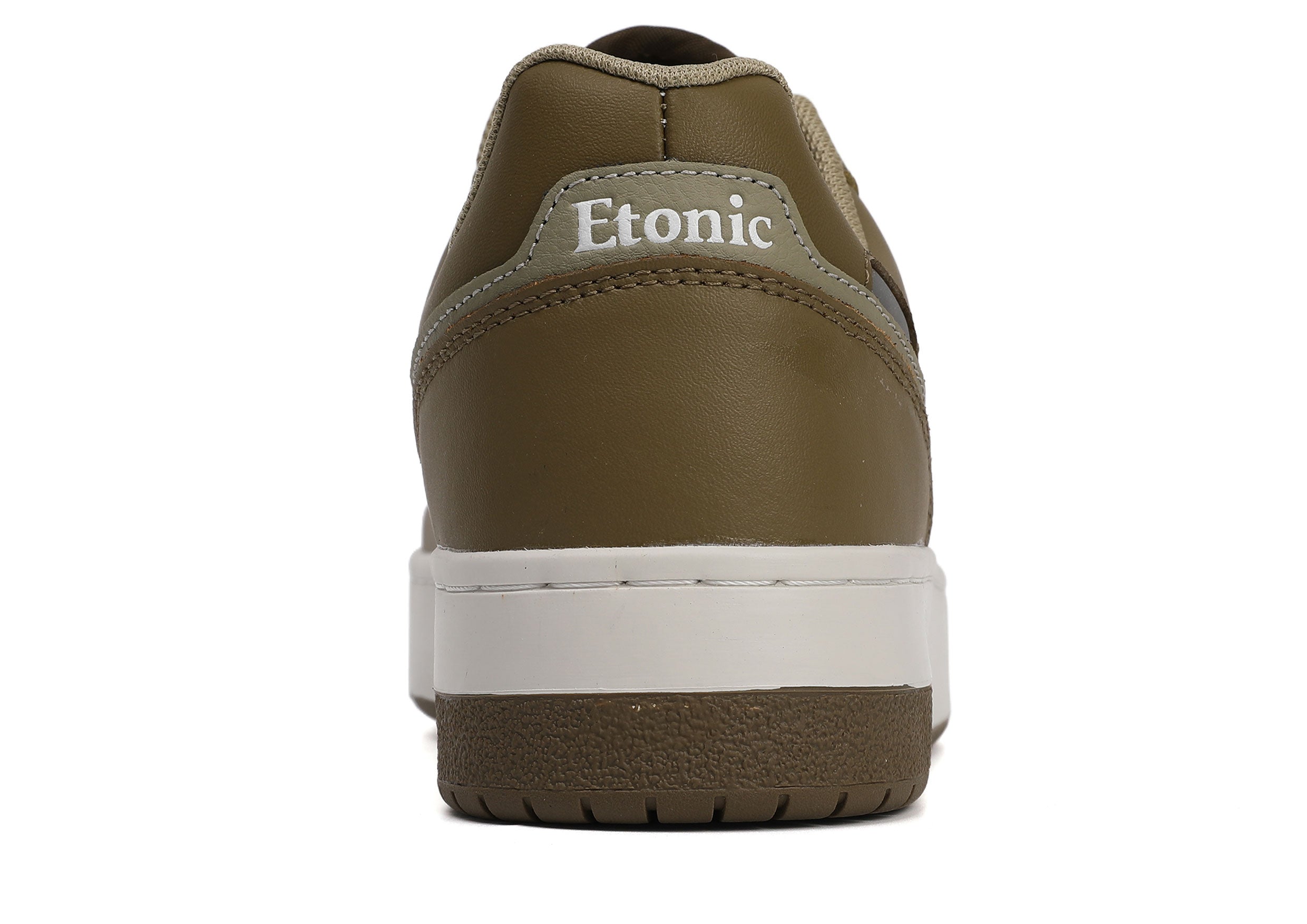 Baskets Etonic THE DOC en cuir vert olive et vert sauge, avec semelle intermédiaire blanc cassé et semelle extérieure inférieure vert olive.