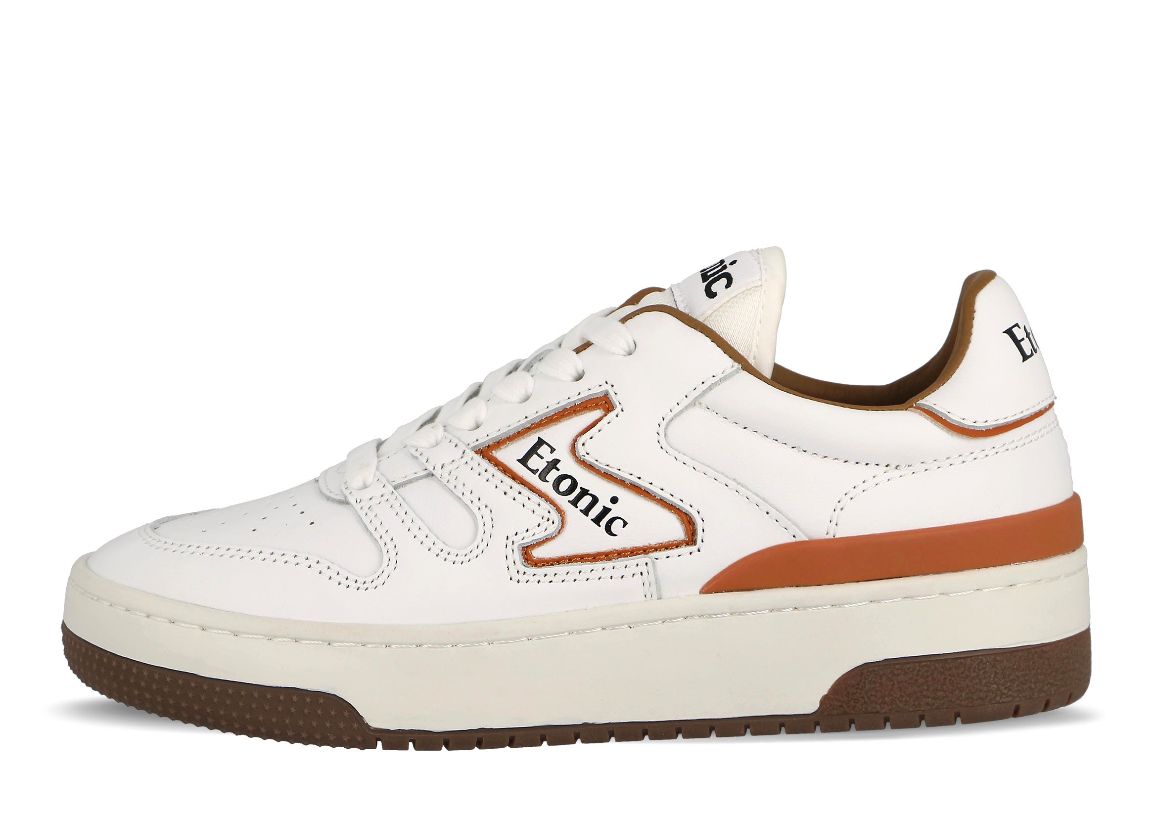 Baskets Etonic B481 en cuir blanc avec empiècements orange foncé et détails marron noisette
