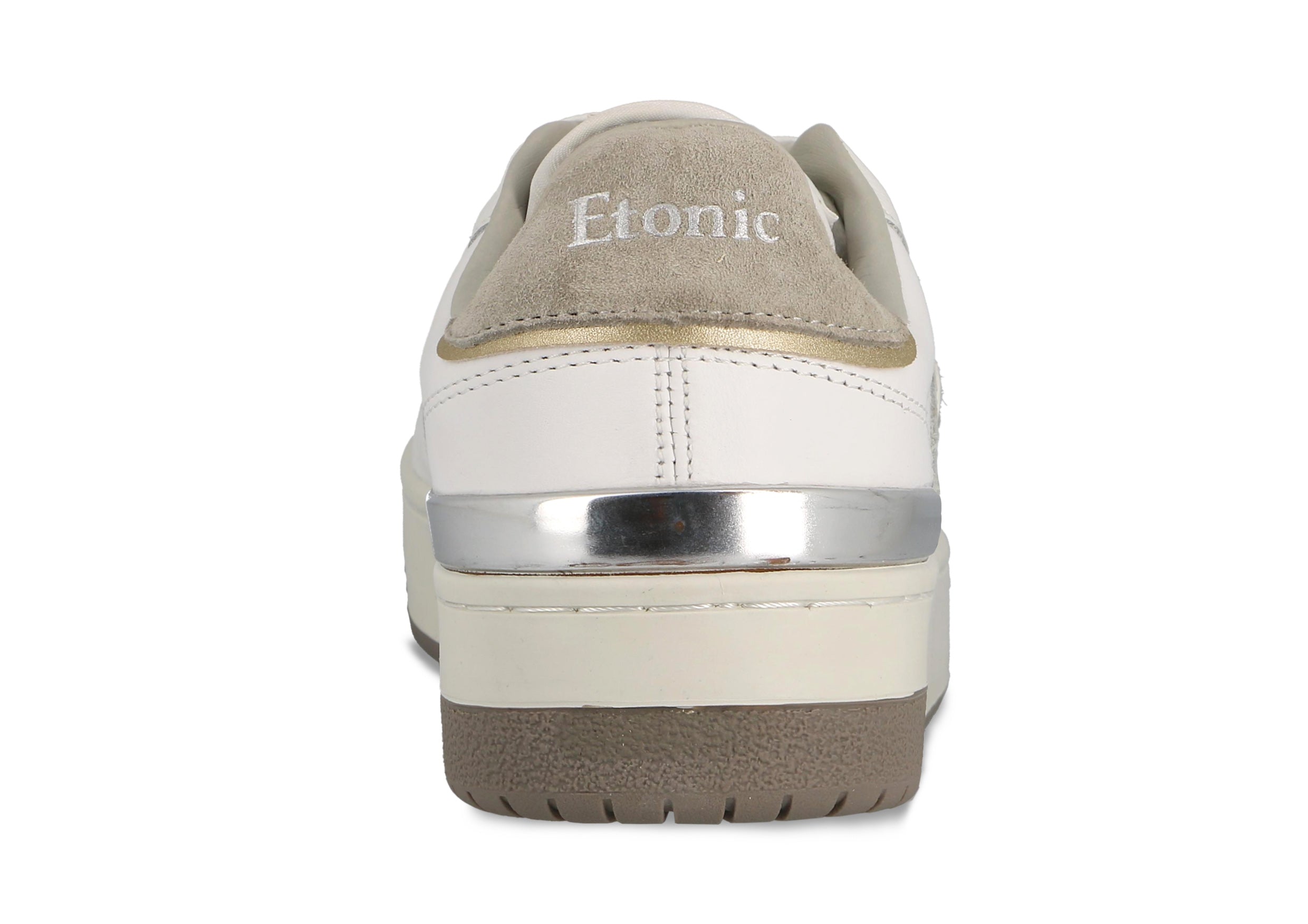 Sneakers Etonic B481 in pelle scamosciata grigia con puntale in pelle bianca, intersuola bianca, suola inferiore marrone, dettagli argento e oro.