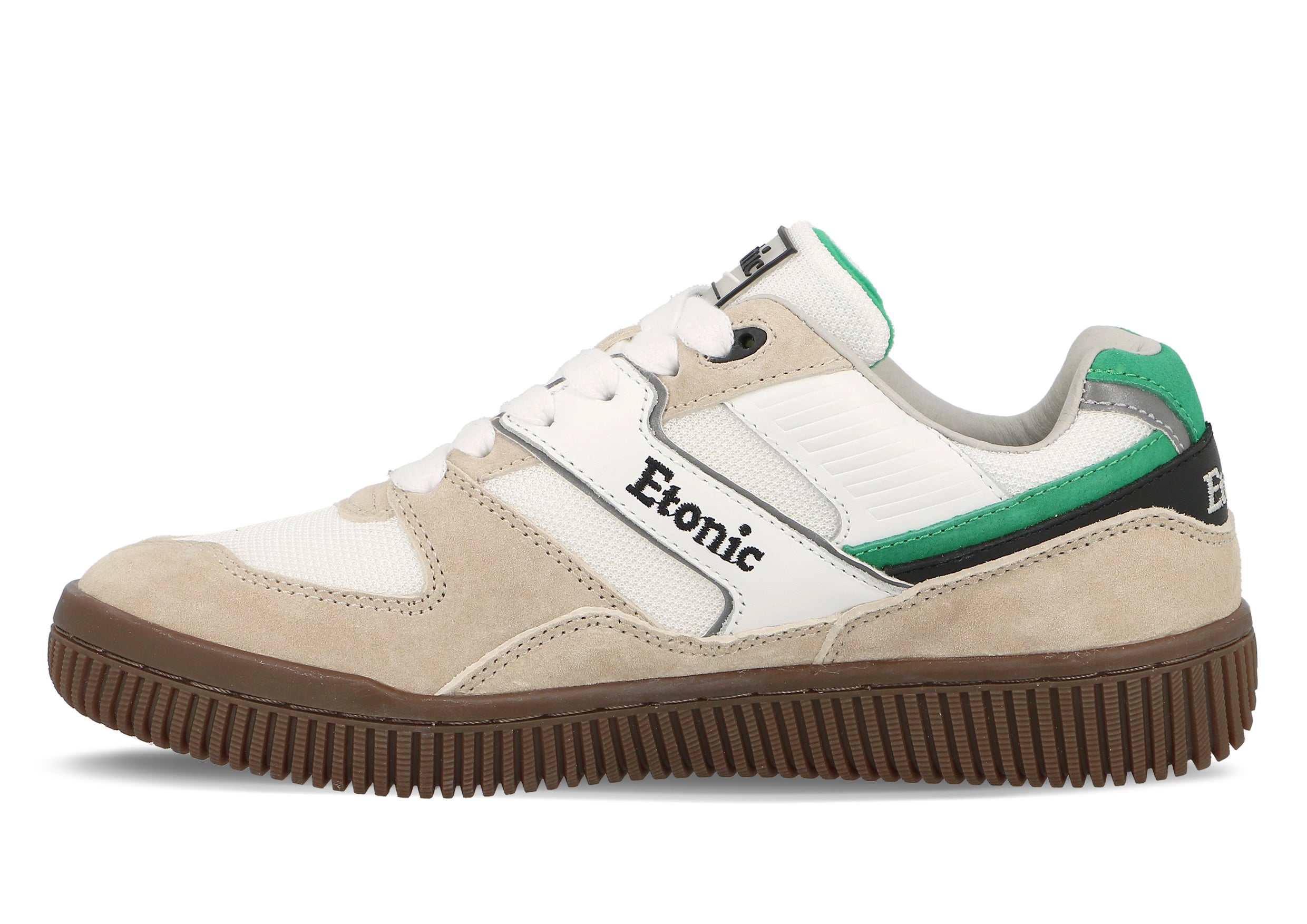 Sneakers Etonic DROPSHOT in pelle scamosciata beige, mesh bianco, dettagli verdi e neri con suola color miele chiaro.