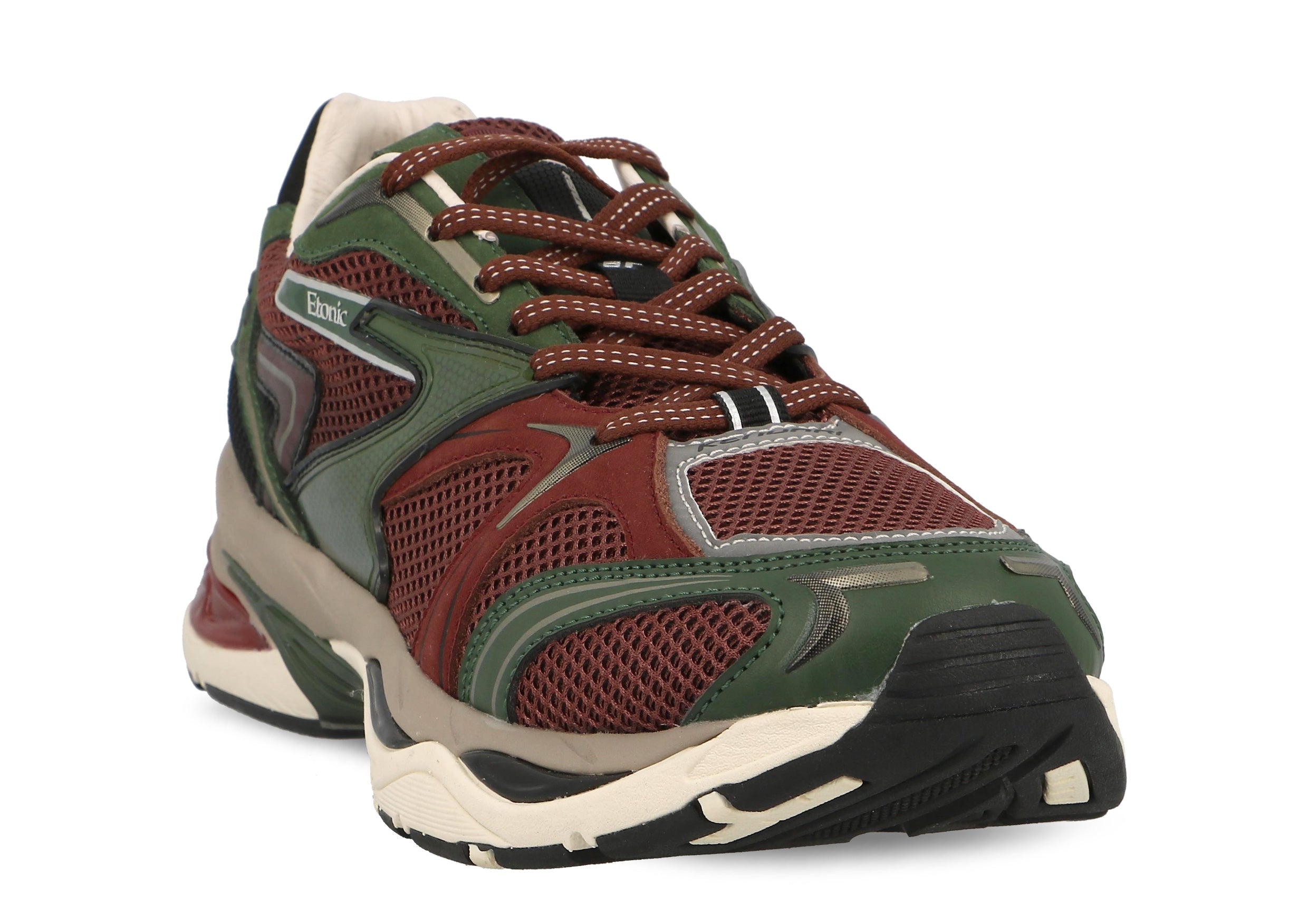 The Limited Edition KENDARI 3.0 sneakers, a collaboration with Baum und Pferdgarten, feature a sporty design in Kombu Rum Green. Made with suede and mesh details, thick rubber soles, and additional brown laces for a unique and performance-driven style.