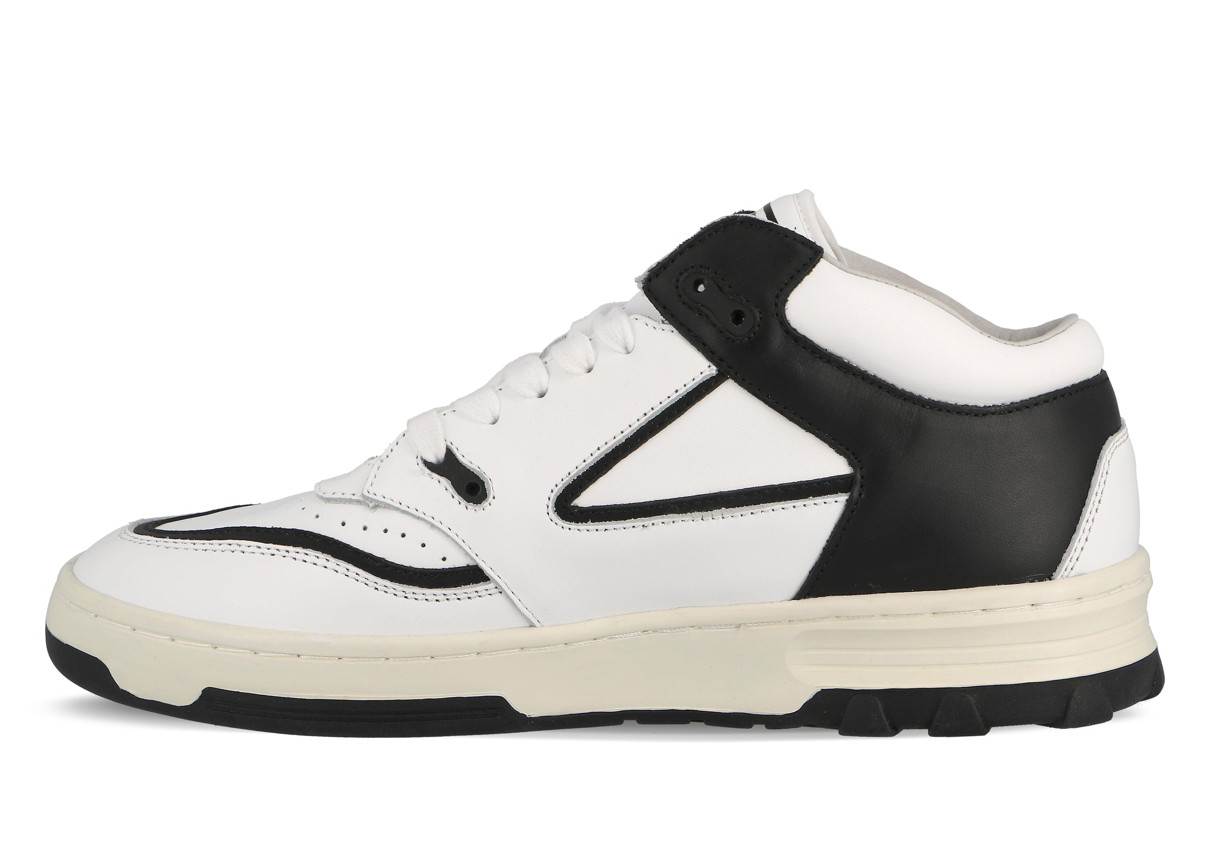 Sneakers Etonic B583 in pelle bianca e dettagli neri con intersuola bianco sporco e suola inferiore nera.