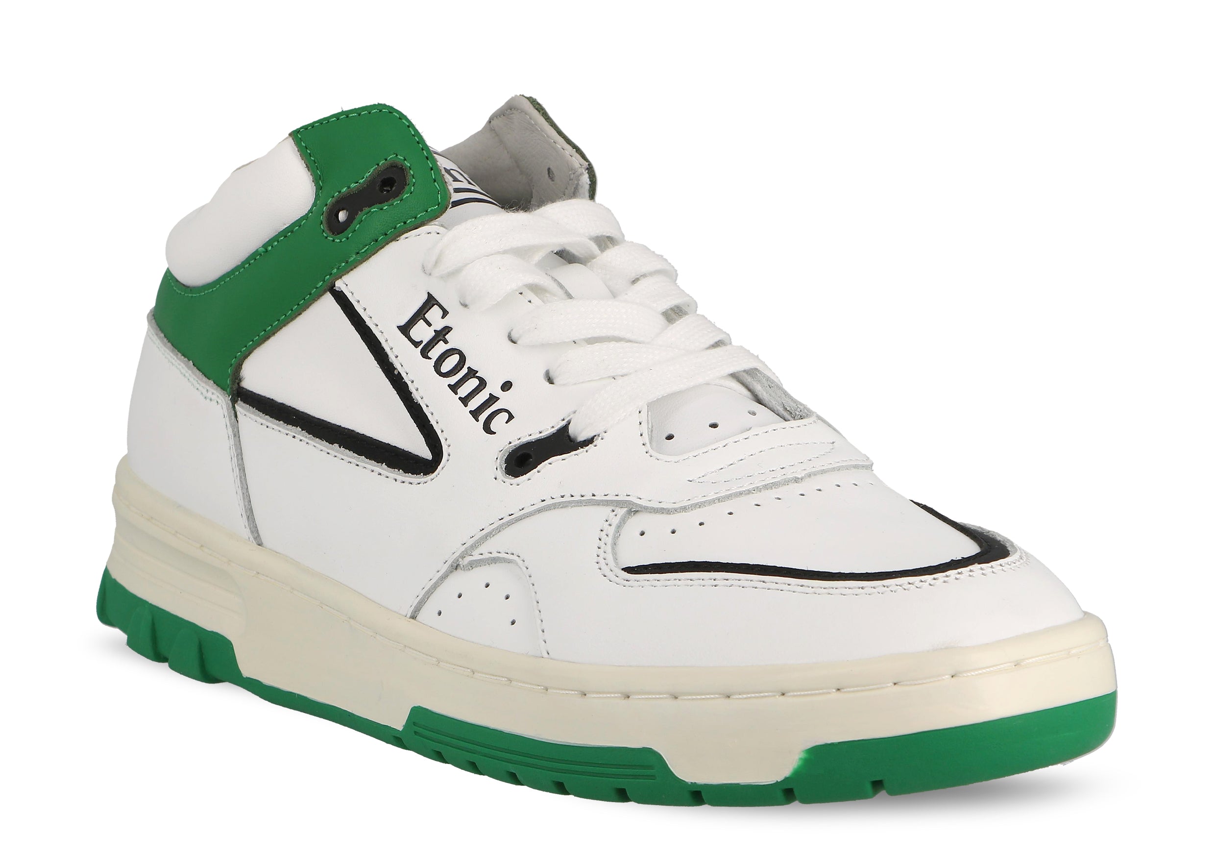 Sneakers Etonic B583 in pelle bianca e dettagli verdi con intersuola bianco sporco e suola inferiore verde.