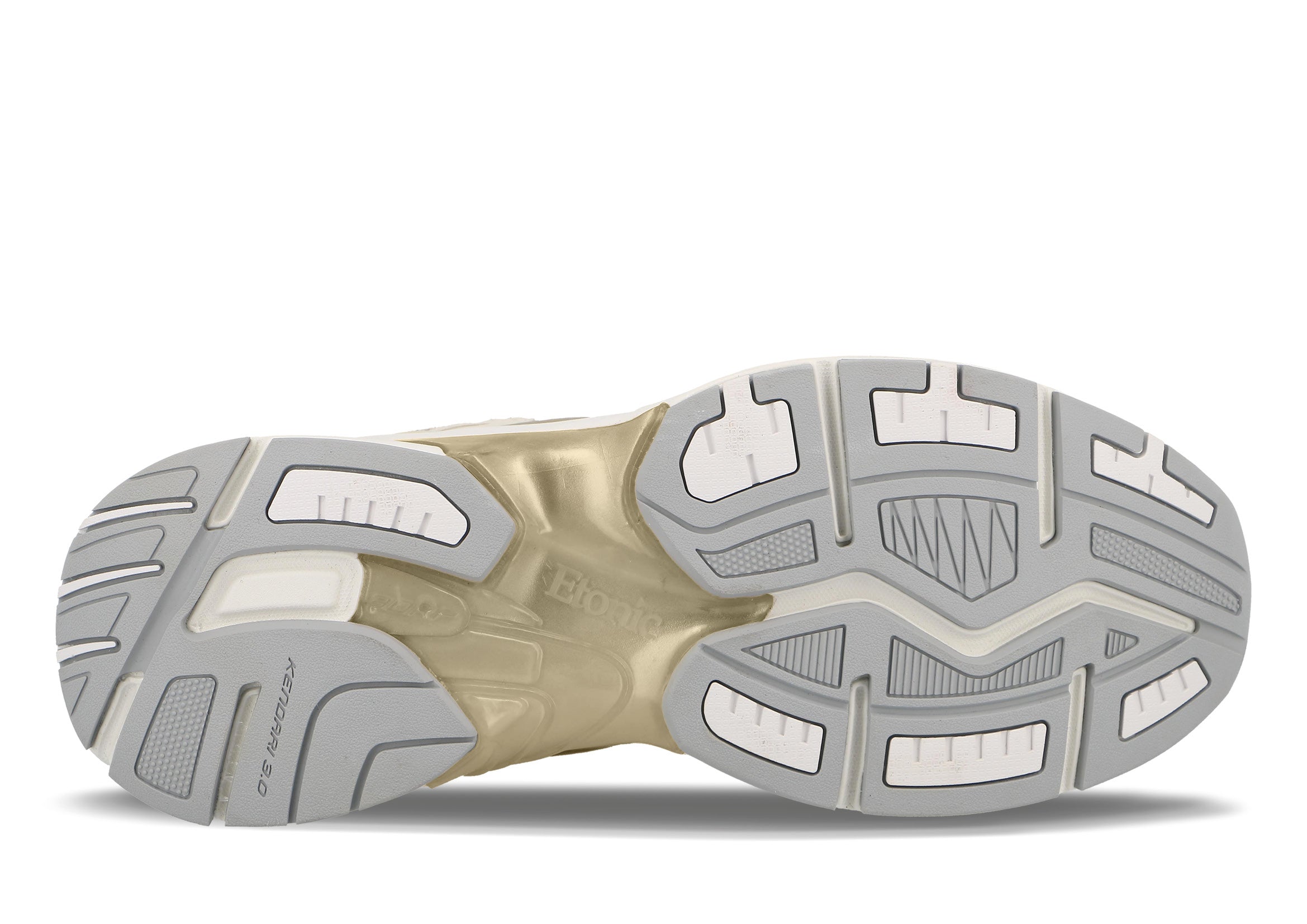 Etonic Kendari 3.0 sneakers in light beige leather and light beige mesh.