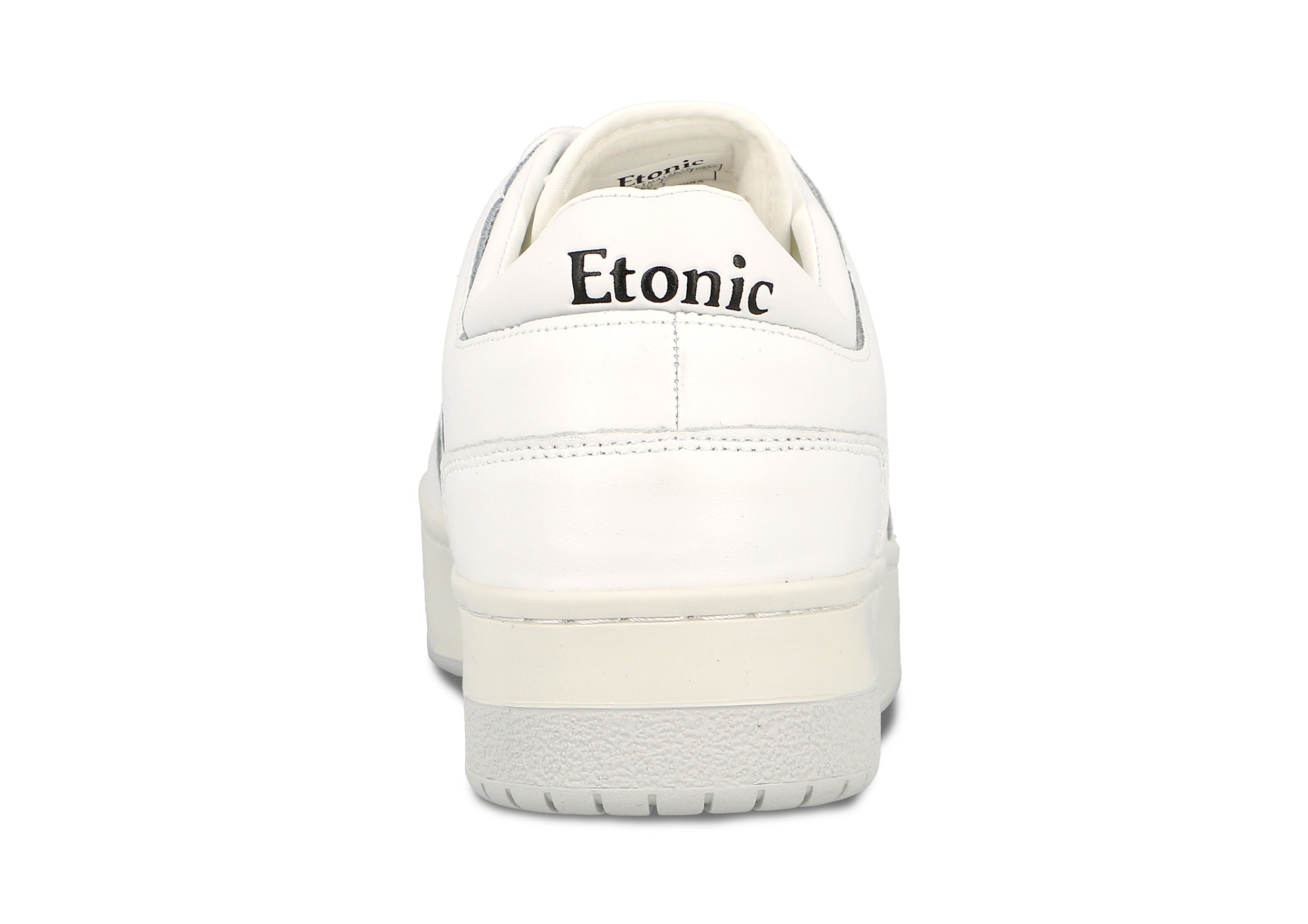 Sneakers Etonic B509 in pelle bianca con dettagli neri e suola bianco sporco.