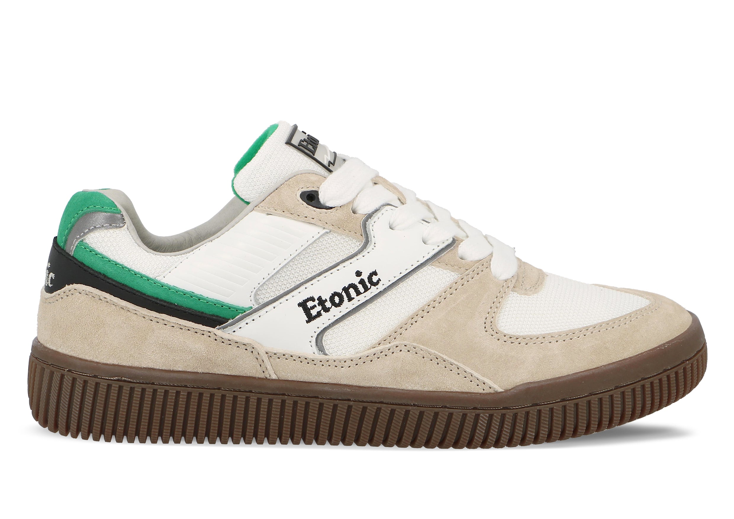 Sneakers Etonic DROPSHOT in pelle scamosciata beige, mesh bianco, dettagli verdi e neri con suola color miele chiaro.